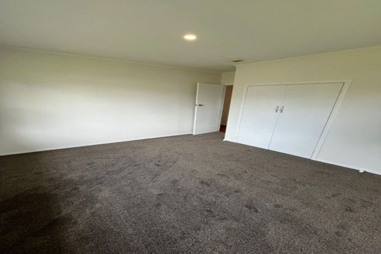 Photo of property in 112 Cargill Street, Papakura, 2110