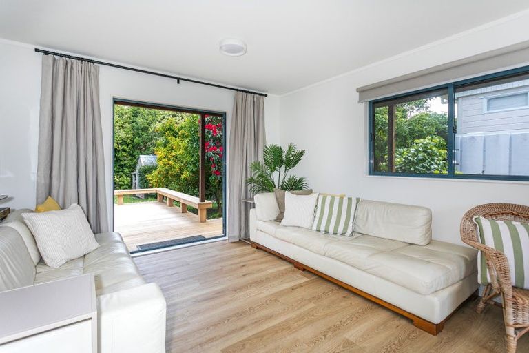 Photo of property in 35 Michelle Lane, Hahei, Whitianga, 3591