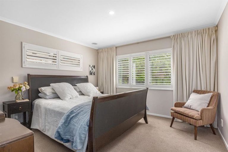 Photo of property in 12 Bowman Place, Whitby, Porirua, 5024