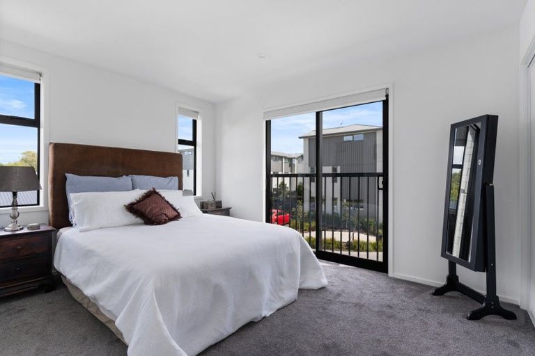 Photo of property in 60 Mohua Lane, Upper Riccarton, Christchurch, 8041