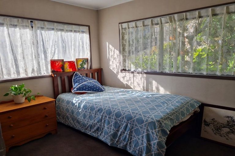 Photo of property in 1/103 Carlisle Road, Torbay, Auckland, 0632