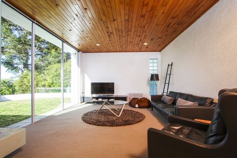 Photo of property in 47 Waima Crescent, Titirangi, Auckland, 0604