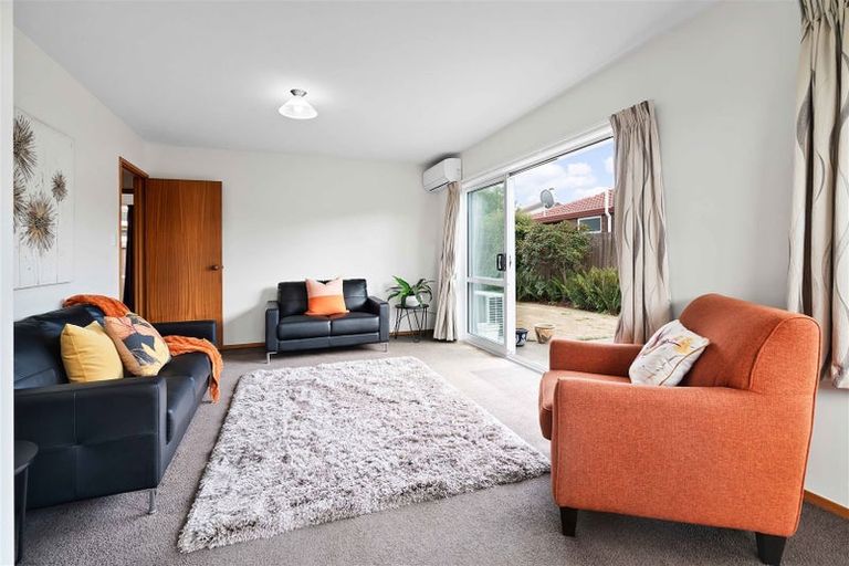 Photo of property in 1/12 Glenbyre Place, Bromley, Christchurch, 8062