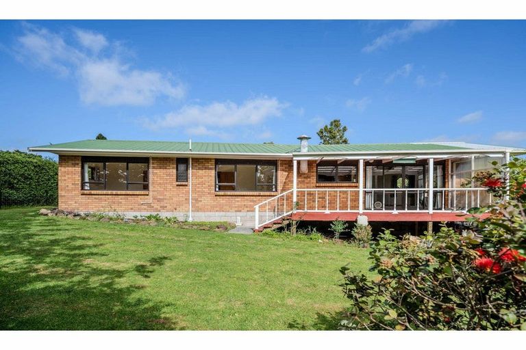 Photo of property in 105 Hone Heke Road, Kerikeri, 0230