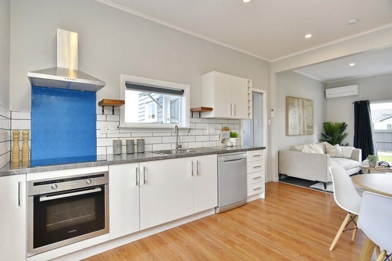 Photo of property in 868 Main North Road, Belfast, Christchurch, 8051