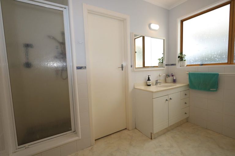 Photo of property in 12 Shelley Street, Otumoetai, Tauranga, 3110