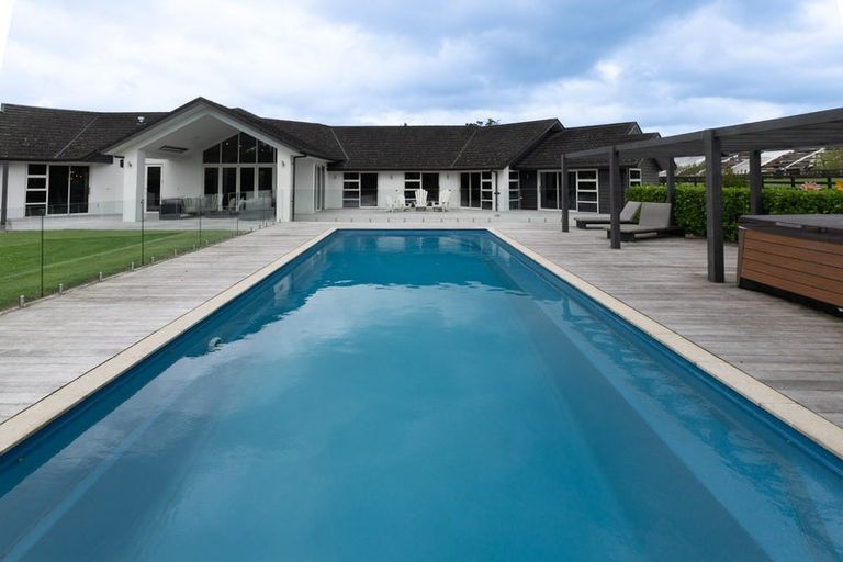 Photo of property in 16 Burberry Road, Karaka, Drury, 2578