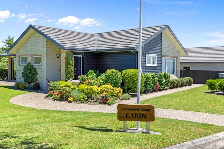 Photo of property in 41 Bridgewater Way, Pyes Pa, Tauranga, 3112