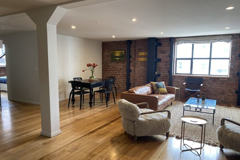 Photo of property in Bond Store Apartments, 8k Egmont Street, Te Aro, Wellington, 6011