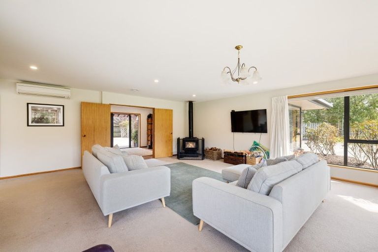 Photo of property in 4 Cedar Place, Amberley, 7410