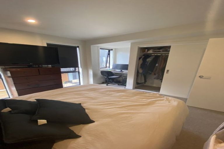 Photo of property in 22 Fitzherbert Road East, Aokautere, Palmerston North, 4471