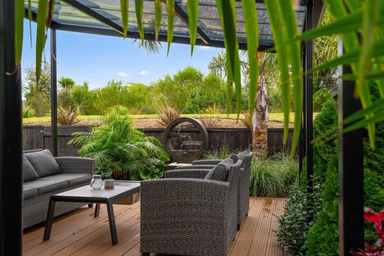 Photo of property in 3 Hinaki Street, Poike, Tauranga, 3112