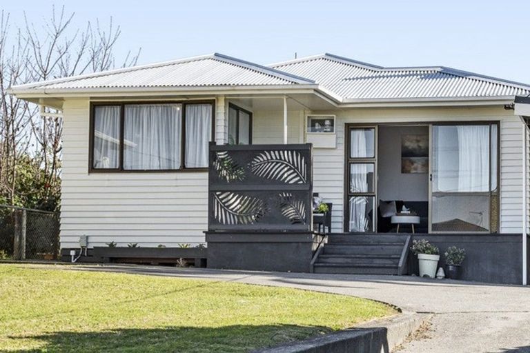 Photo of property in 14 Raleigh Street, Vogeltown, New Plymouth, 4310