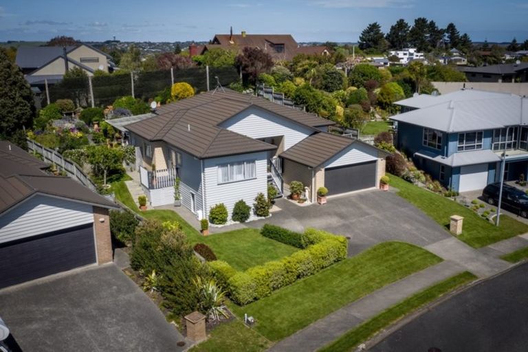 Photo of property in 18 Lithgow Drive, Otamatea, Whanganui, 4500
