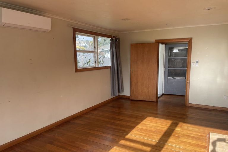 Photo of property in 20 Stevens Crescent, Ranui, Porirua, 5024