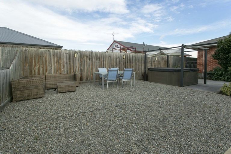 Photo of property in 18 Oxford Street, Hampstead, Ashburton, 7700