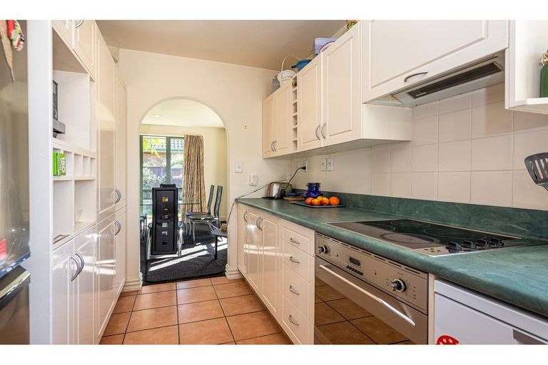 Photo of property in 5 Tulip Lane, Spreydon, Christchurch, 8024