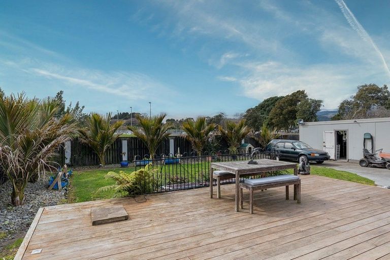 Photo of property in 96 Waerenga Road, Otaki, 5512