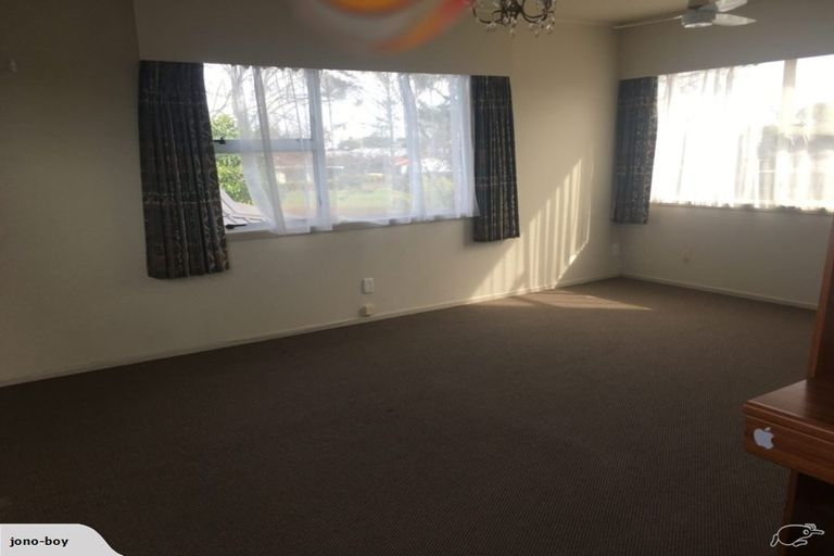 Photo of property in 43 Heath Street, St Andrews, Hamilton, 3200