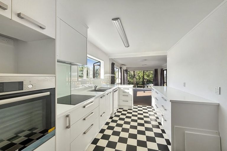 Photo of property in 52 Eureka Place, Parahaki, Whangarei, 0112