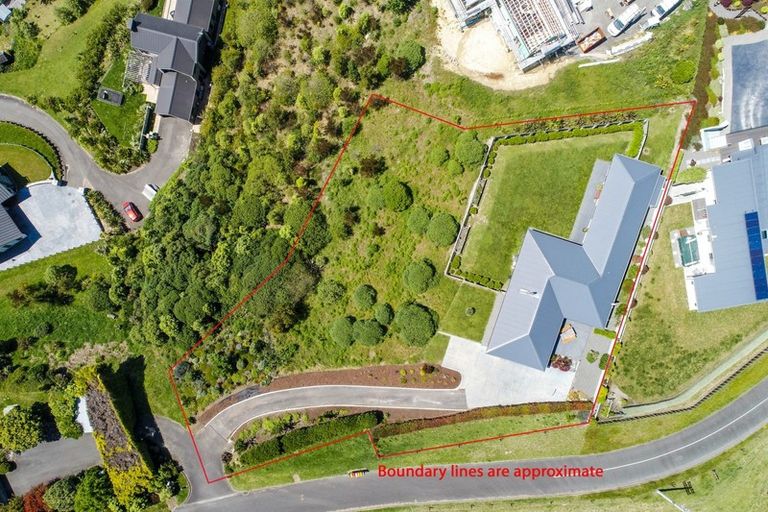 Photo of property in 254 Puketapu Road, Taradale, Napier, 4183