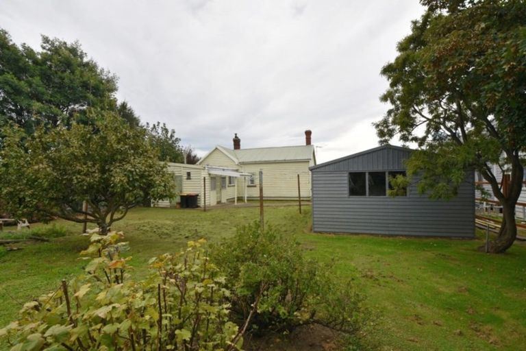 Photo of property in 23 Hardy Street, Strathern, Invercargill, 9812