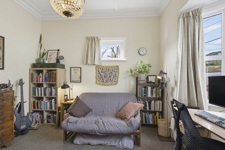 Photo of property in 39 Normanby Street, Newtown, Wellington, 6021