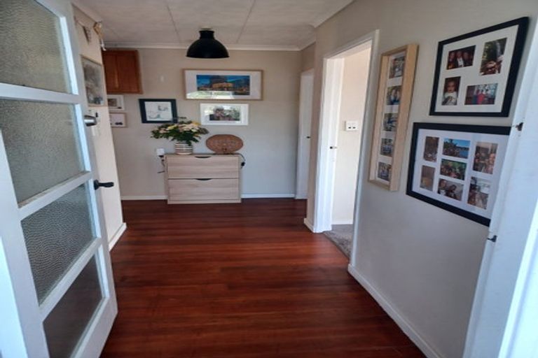 Photo of property in 14 Cleland Crescent, Naenae, Lower Hutt, 5011