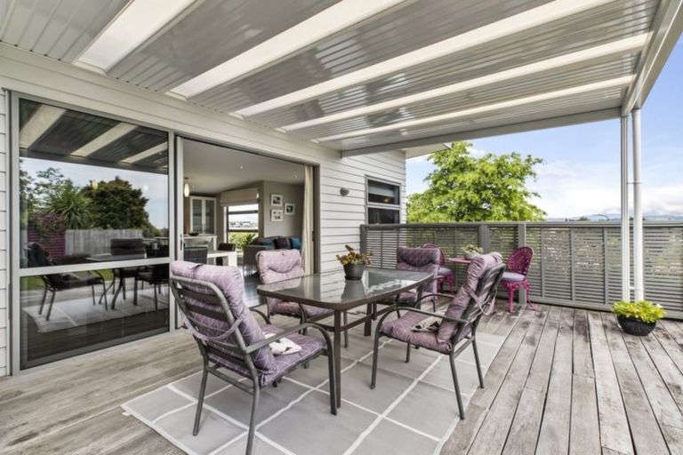 Photo of property in 40 Cotswold Place, Ohauiti, Tauranga, 3112