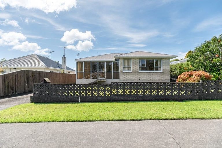 Photo of property in 181 Mangorei Road, Merrilands, New Plymouth, 4312