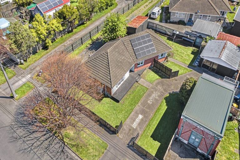 Photo of property in 80 Bamford Street, Woolston, Christchurch, 8023