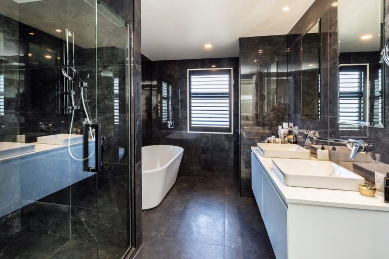 Photo of property in 39 Repton Street, Merivale, Christchurch, 8014