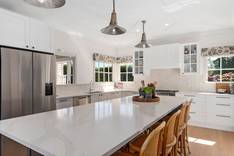 Photo of property in 58 Harvey Street, Waipahihi, Taupo, 3330