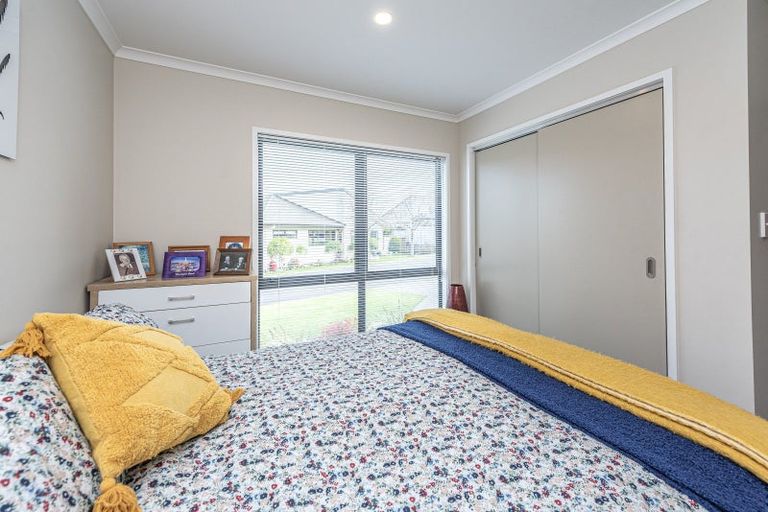 Photo of property in Caversham Park, 2/19 Caversham Road, Westmere, Whanganui, 4501