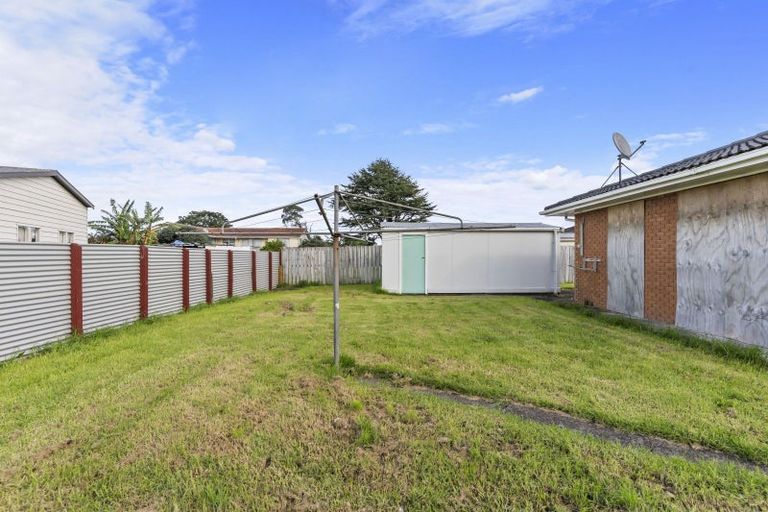 Photo of property in 37 Garus Avenue, Mangere East, Auckland, 2024