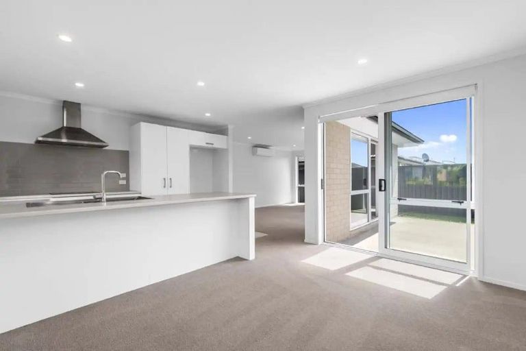 Photo of property in 4 Pioneer Crescent, Omokoroa, 3114