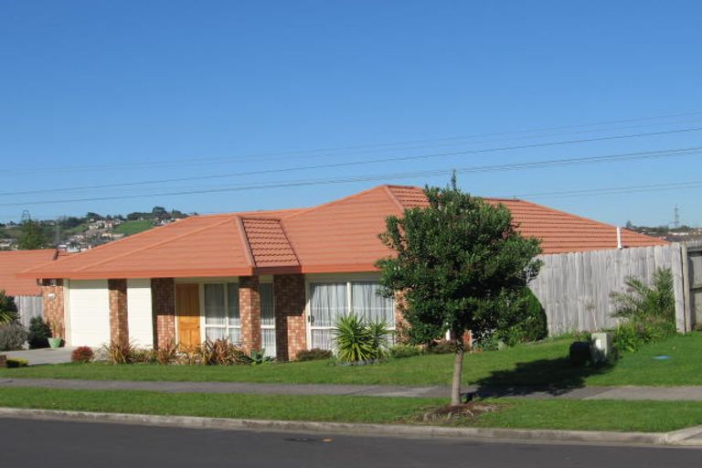 Photo of property in 57 Robin Brooke Drive, Flat Bush, Auckland, 2019