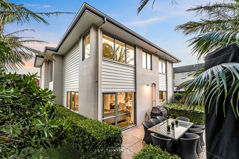Photo of property in 19 Magma Crescent, Stonefields, Auckland, 1072