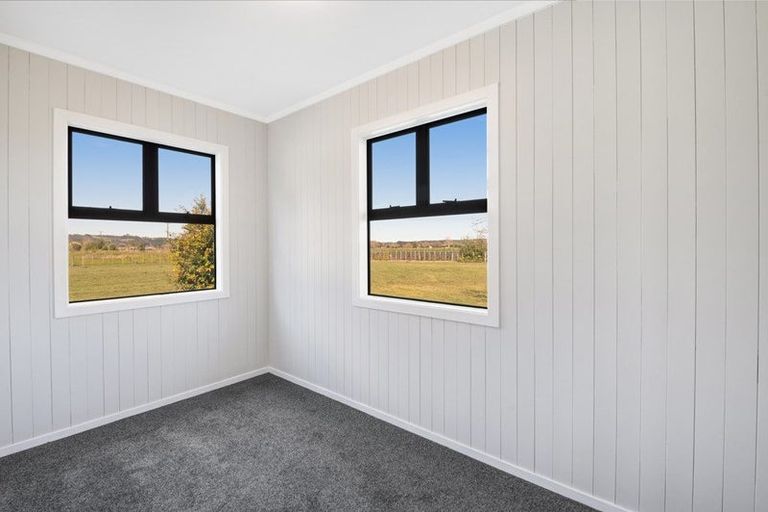 Photo of property in 42 Rimmer Road, Helensville, 0875