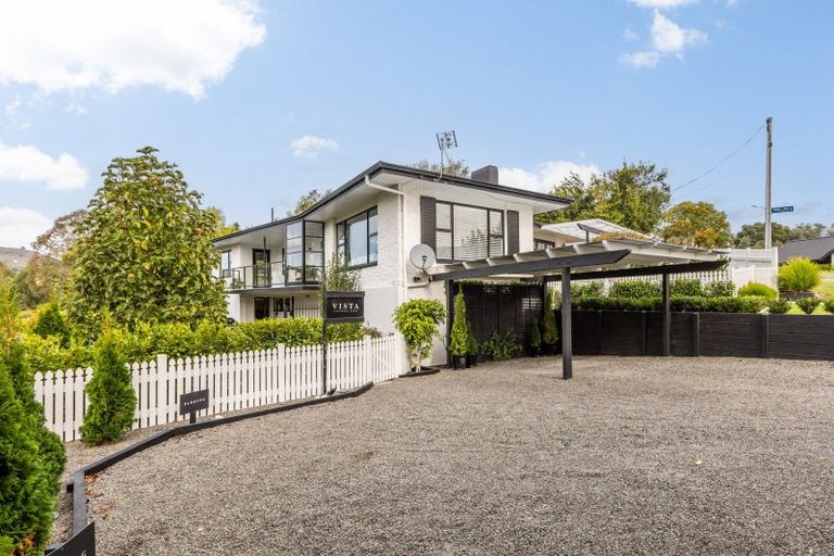 Photo of property in 55 Breadalbane Avenue, Havelock North, 4130