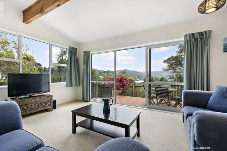 Photo of property in 5 Monmouth Way, Wilton, Wellington, 6012