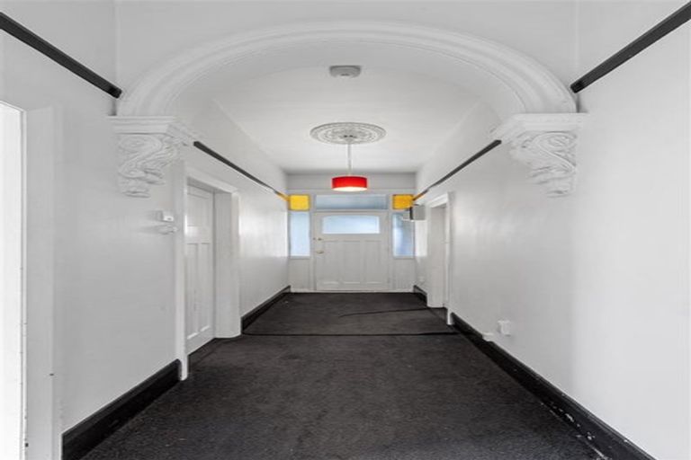 Photo of property in 7 Defoe Place, Waltham, Christchurch, 8023