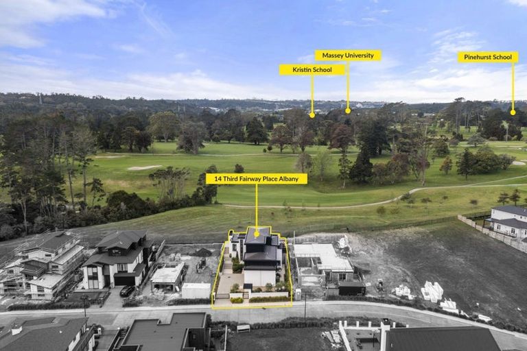 Photo of property in 14 Third Fairway Place, Albany, Auckland, 0632