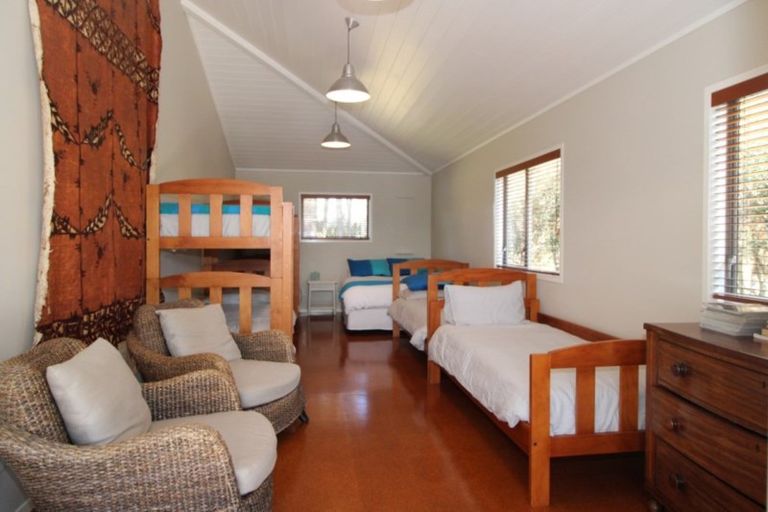 Photo of property in 800 Matarangi Drive, Matarangi, Whitianga, 3592