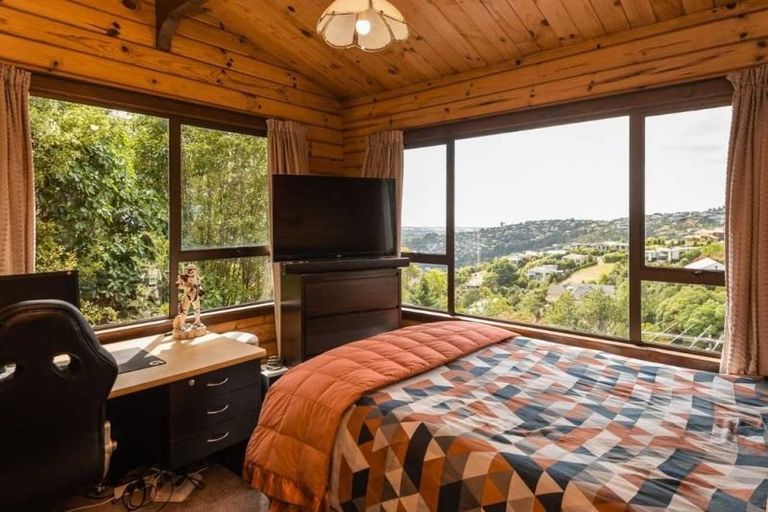 Photo of property in 70 Kidson Terrace, Cashmere, Christchurch, 8022