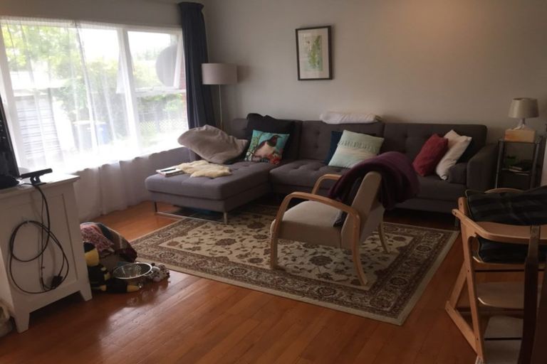 Photo of property in 2/238 Lake Road, Hauraki, Auckland, 0622