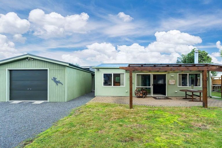 Photo of property in 3 Te Waaka Terrace, Kuratau, Turangi, 3381