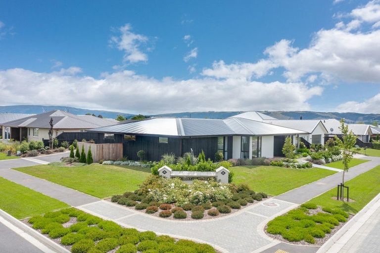 Photo of property in 21 Armadale Street, Mosgiel, 9024