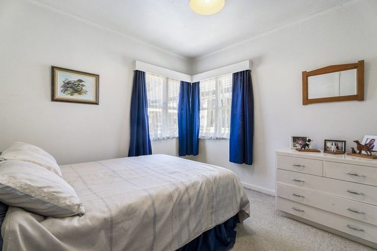 Photo of property in 30 Vipond Road, Stanmore Bay, Whangaparaoa, 0932