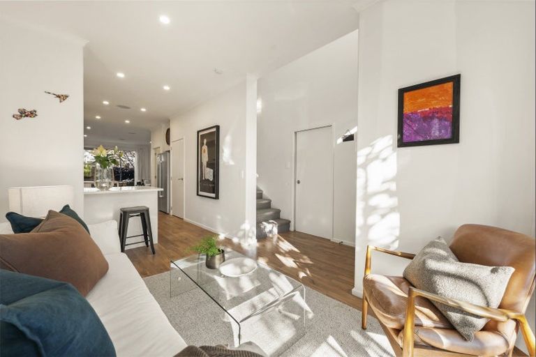 Photo of property in 7 Mollusc Road, Hobsonville, Auckland, 0616